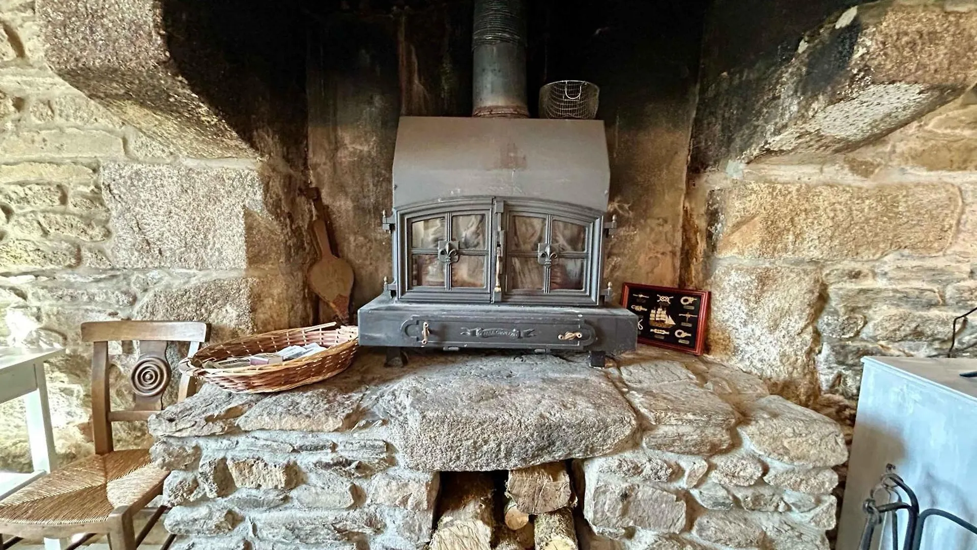 Pretty Charming Breton Cottage For 4 People Locquémeau 0*,